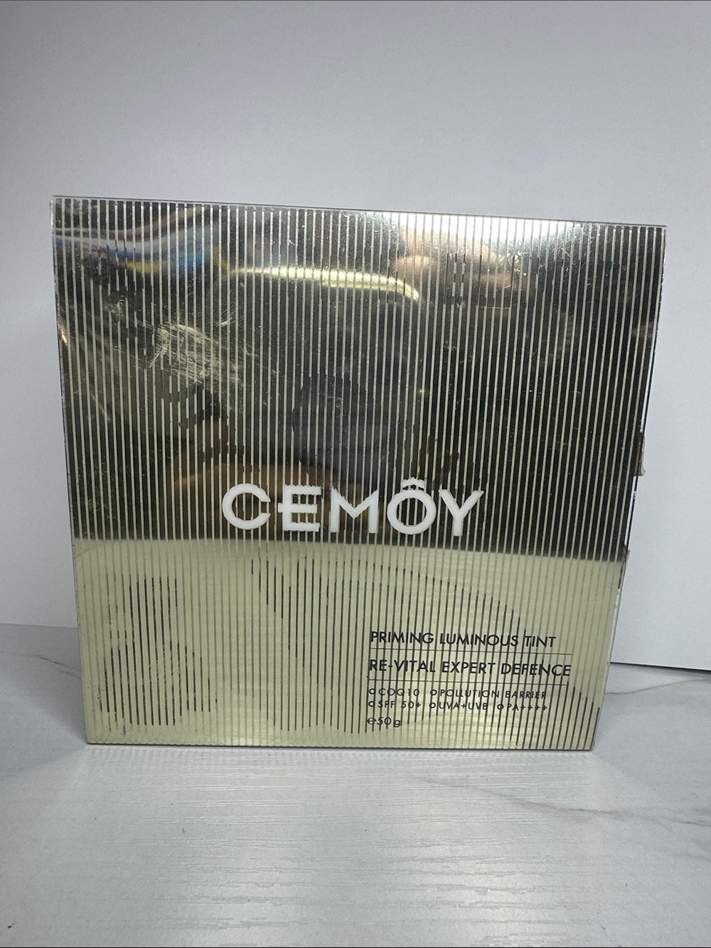 Priming Luminous Tint Moisturizer - Gold